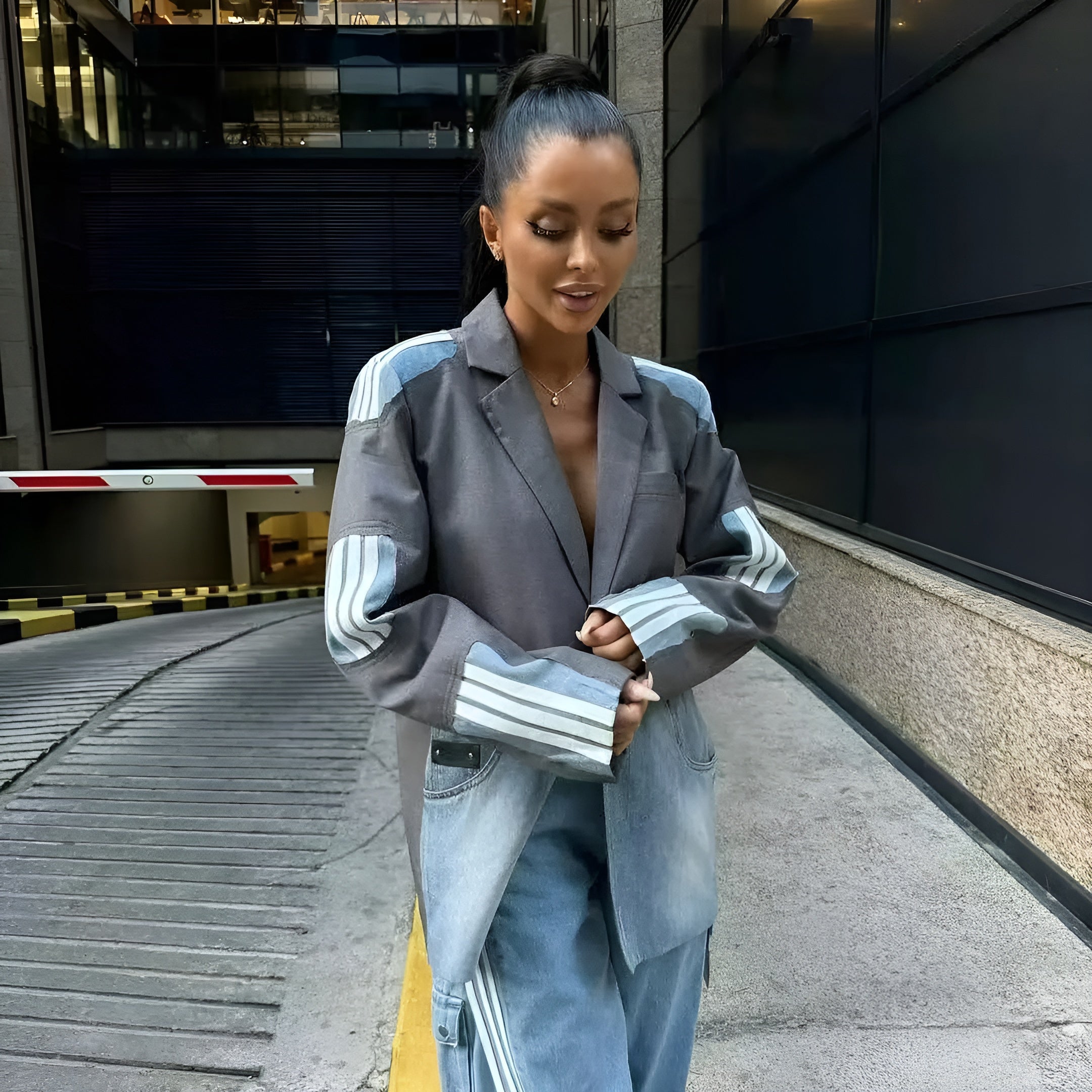 Luz Denim™ – Blazer con un toque único de mezclilla